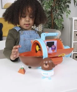 Hey Duggee Transforming Duggee Space Rocket Playset 19 Hey Duggee Transforming Duggee Space Rocket Playset -Discoveroo Sales Store JA HD2175 8